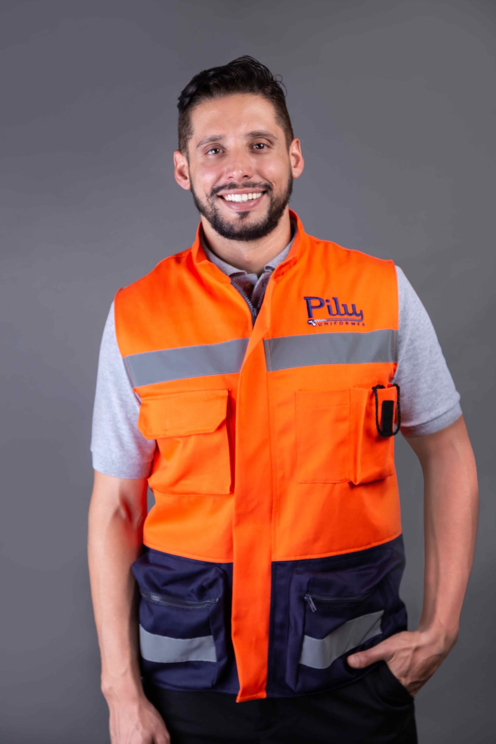 chaleco-de-trabajo-1-chalecos-pilu-uniformes-productos-uniformes-industriales-institucionales-tejidos-tecnicos-fabricantes-puebla-veracruz-cdmx-celaya-tabasco-monterrey