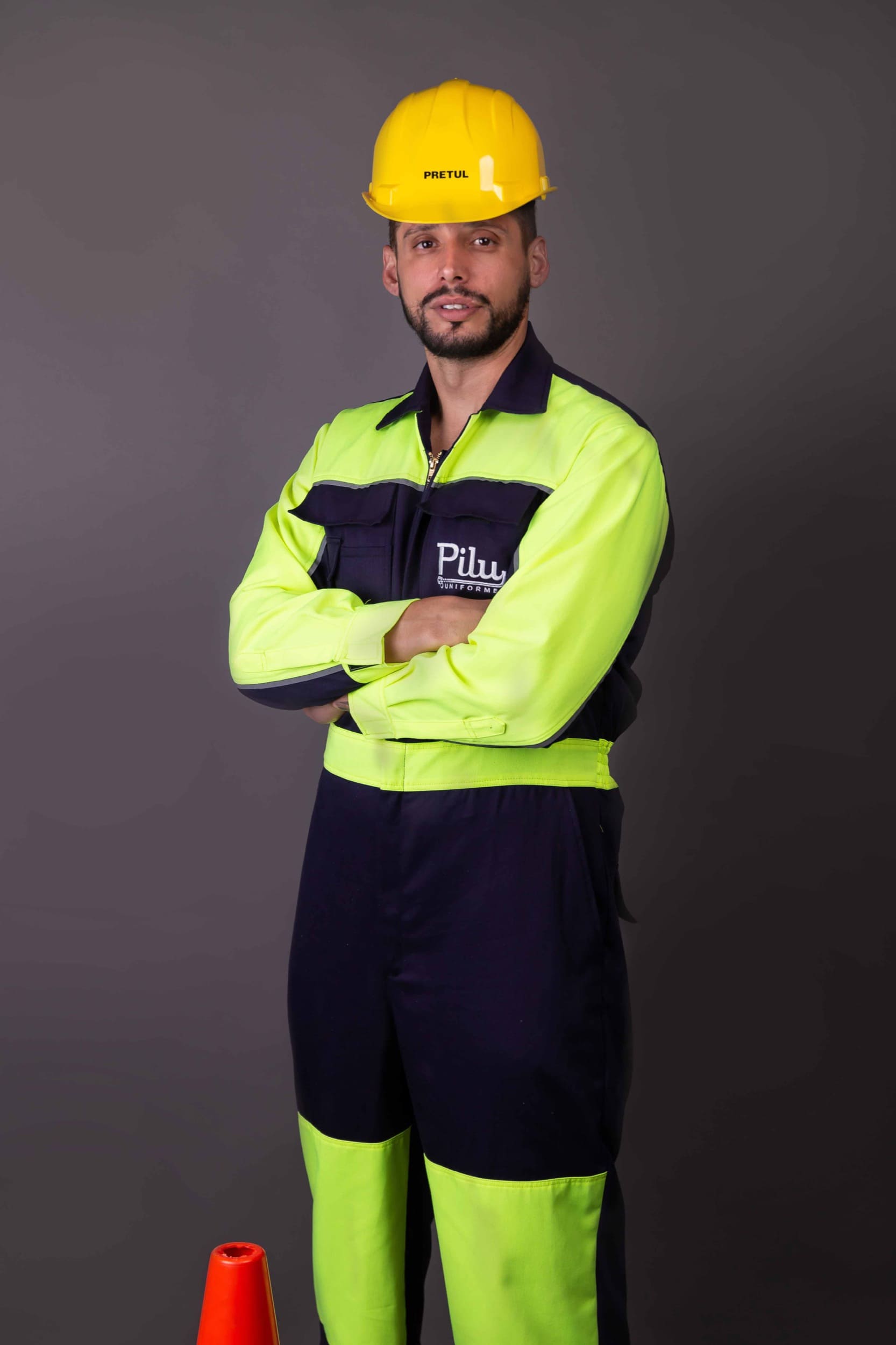 conjunto-gasolinero-1-overoles-pilu-uniformes-productos-uniformes-industriales-institucionales-tejidos-tecnicos-fabricantes-puebla-veracruz-cdmx-celaya-tabasco-monterrey