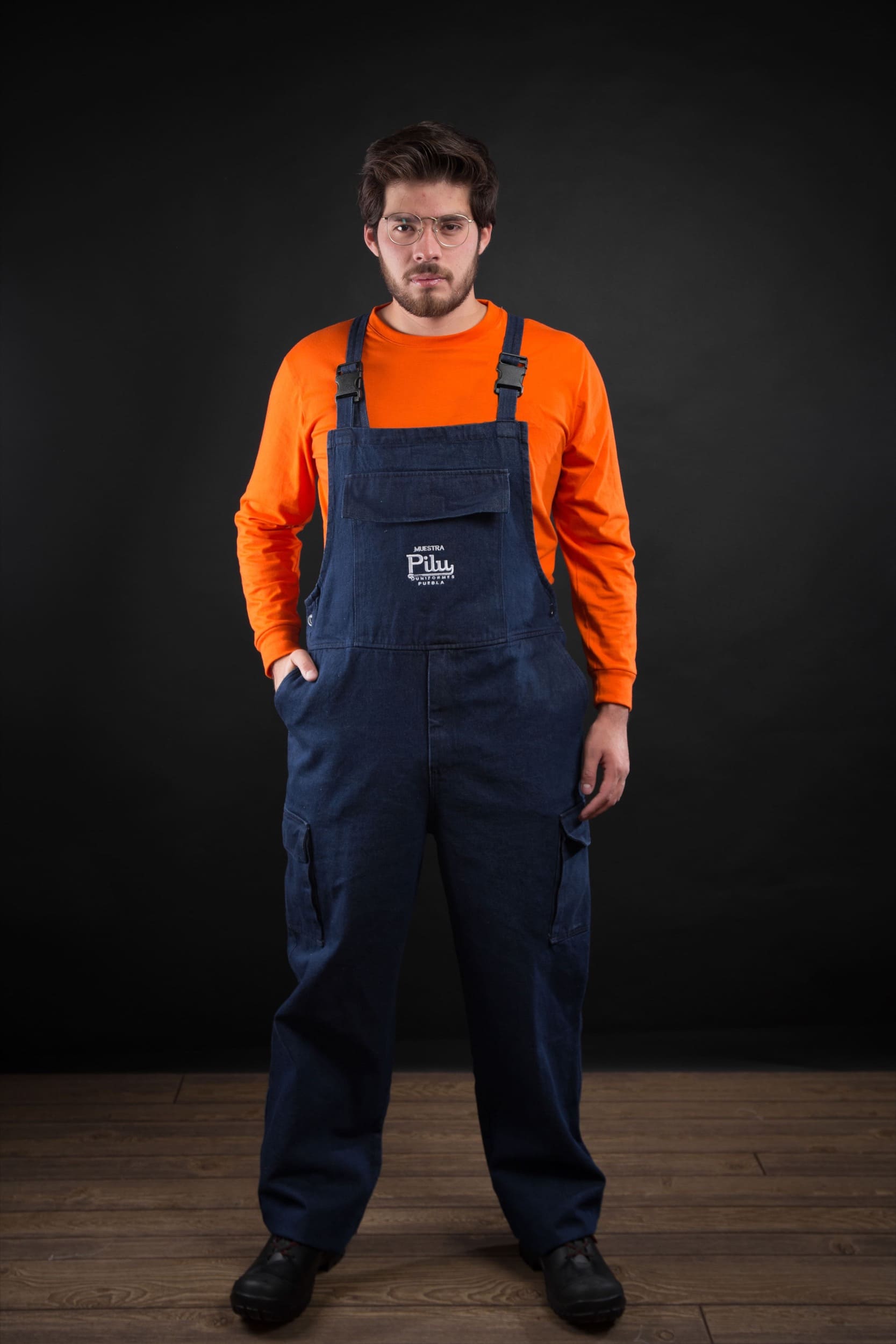 conjunto-gasolinero-1-overoles-pilu-uniformes-productos-uniformes-industriales-institucionales-tejidos-tecnicos-fabricantes-puebla-veracruz-cdmx-celaya-tabasco-monterrey